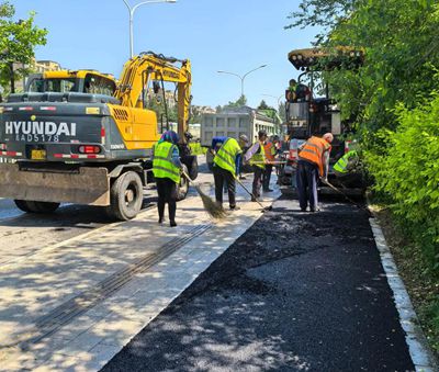 杭州市政道路養(yǎng)護(hù)公司 市政道路養(yǎng)護(hù)施工.jpg